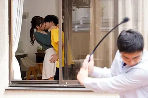 Gái nga đít bự lần đầu đi đóng sex nên hơi ngại